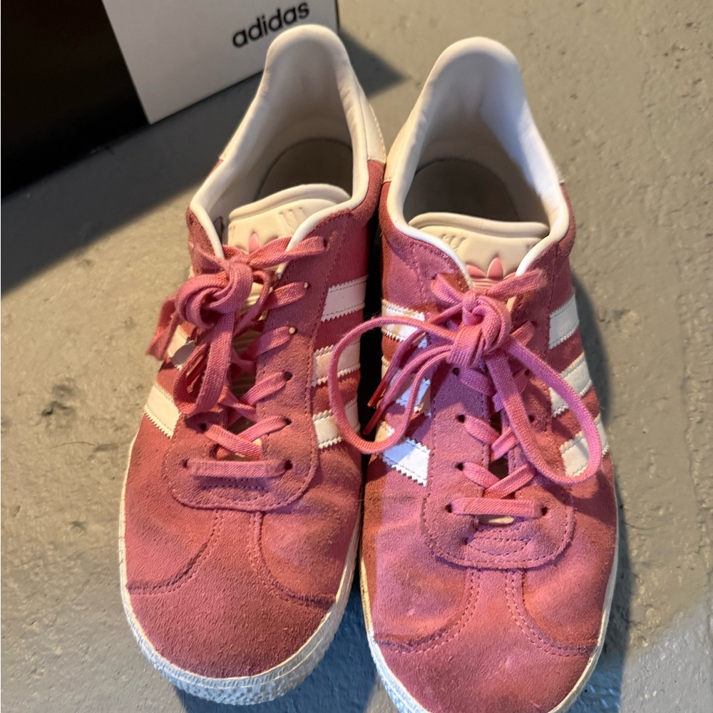 Adidas Gazelle Pink Sneakers